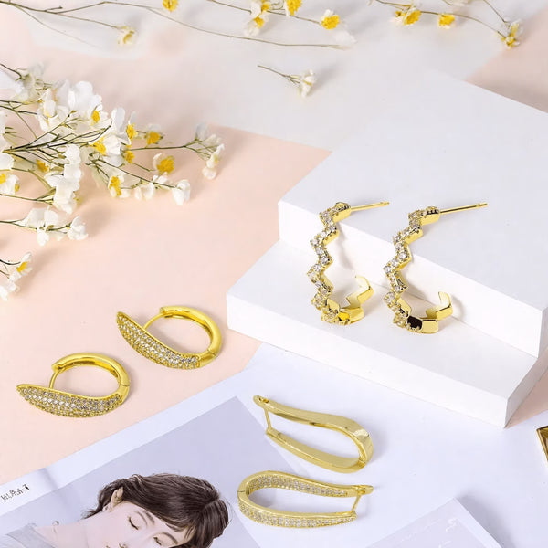 MiracDan 18K Gold Plated Hoop Earrings 3 Pairs Set - Classic Huggie Hoops for Women, Lightweight & Comfortable